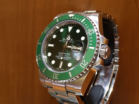 rolex submariner hulk verde|rolex green hulk price.